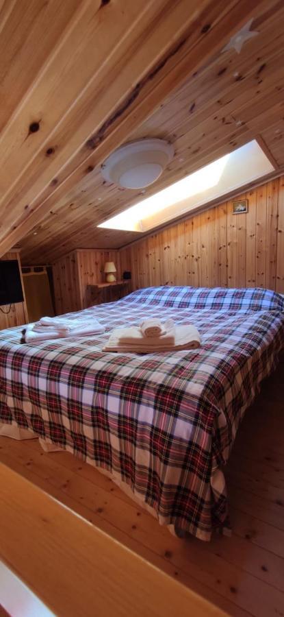 Aprica 11 Life Mountain Apartment Corteno Golgi Exterior photo